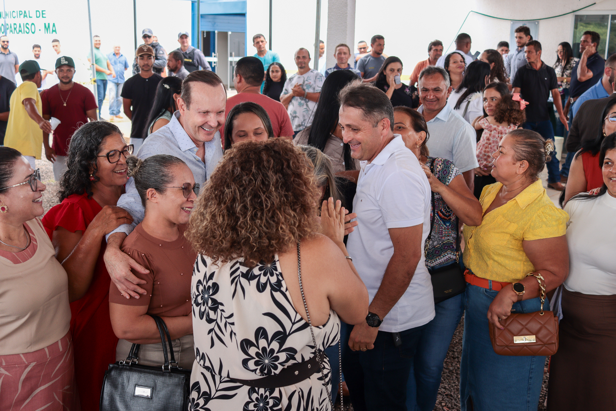 São João do Paraíso recebe caminhão para fortalecer o desenvolvimento local